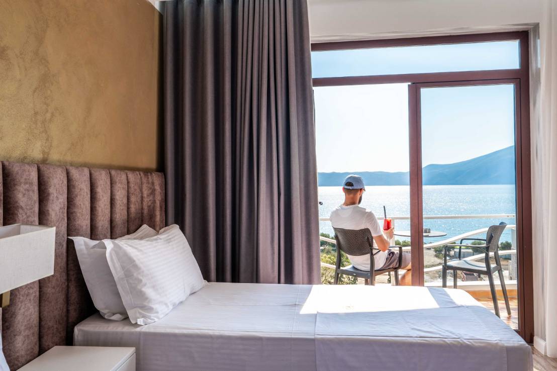 hotel mano triple
